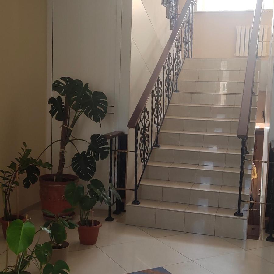 Гостиница ,,Меркурий И К,, Astaná Exterior foto